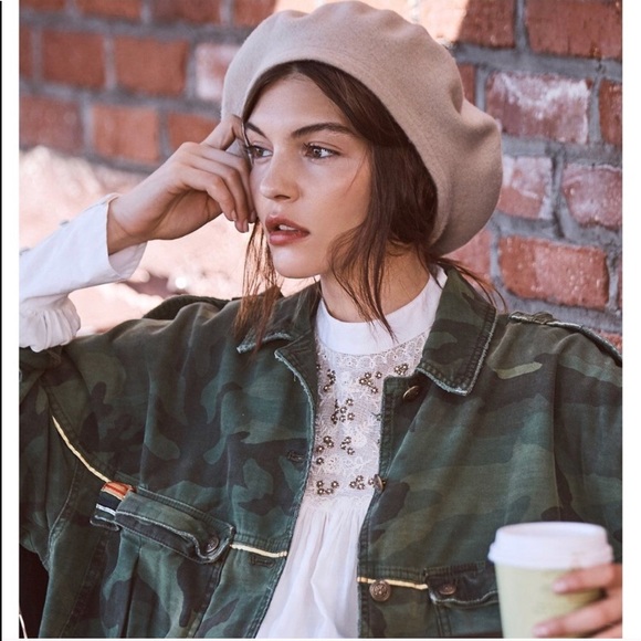 Berets- Fall Hats - Picture 2 of 3